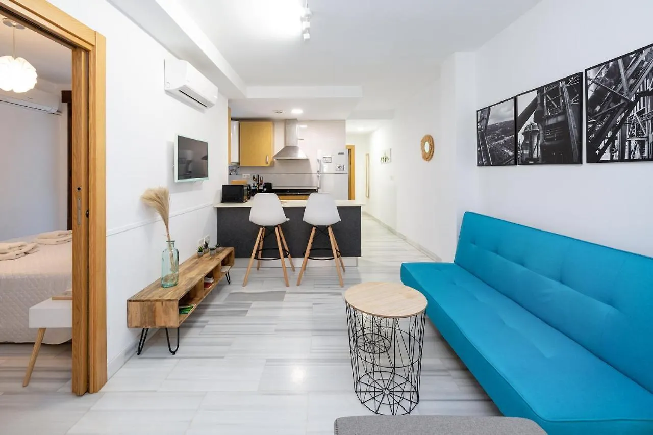 Grace Apartments - 3 Bedroom City Centre Granada Spain